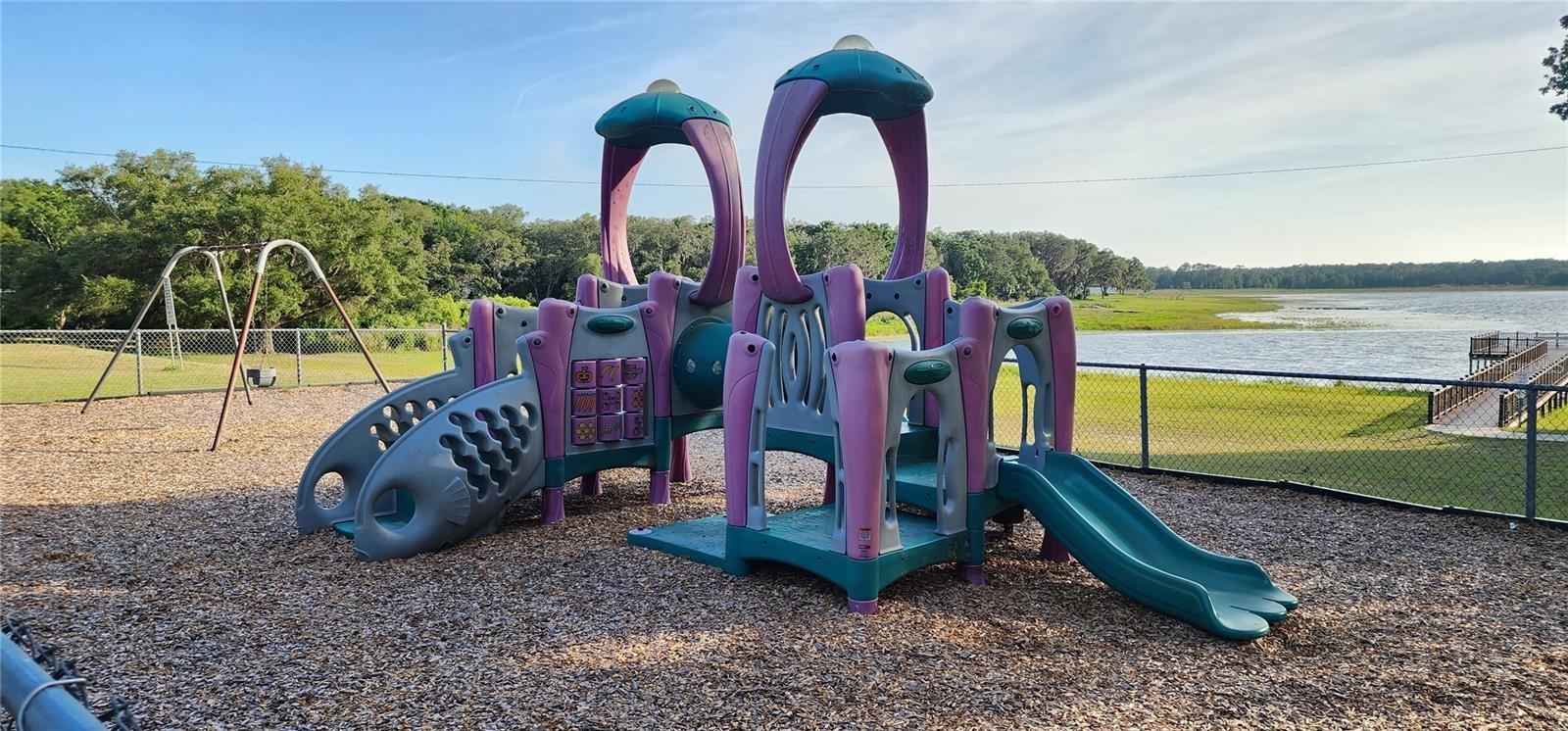 RAINBOW LAKES ESTATE - Residential