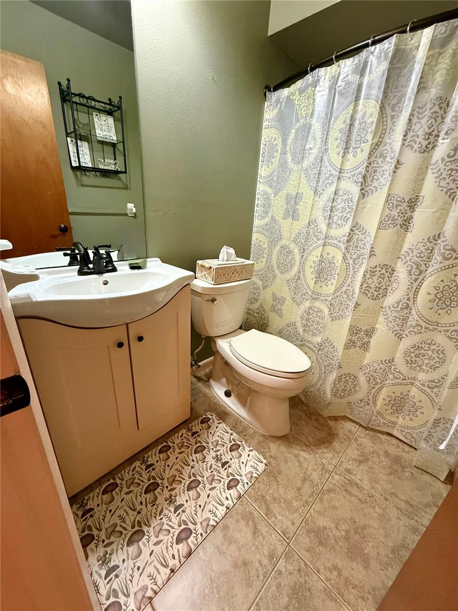 RAINBOW LAKES ESTATE - Residential