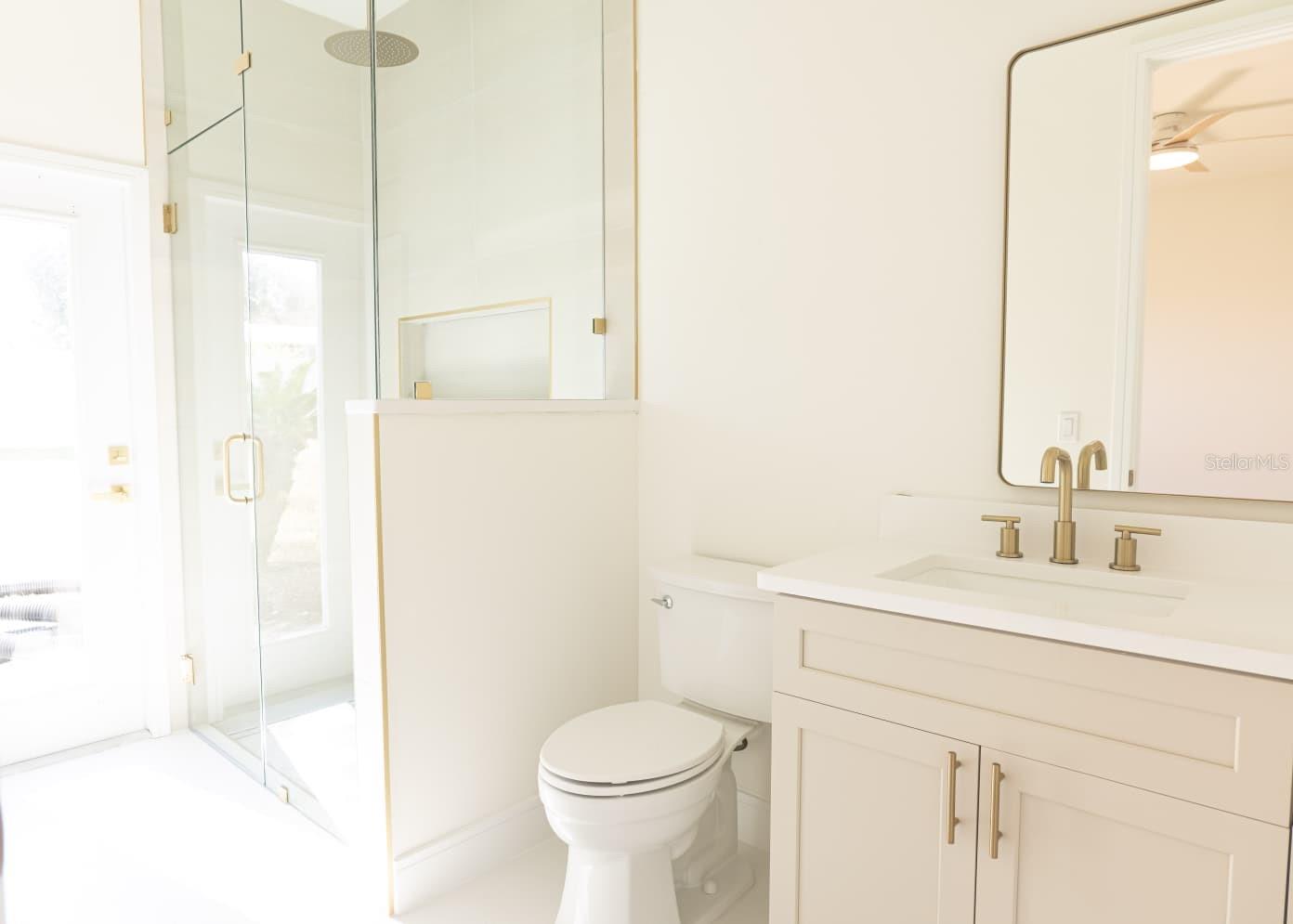 WINDSOR HILL - Residential