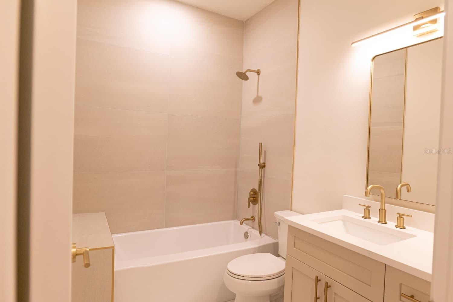 WINDSOR HILL - Residential