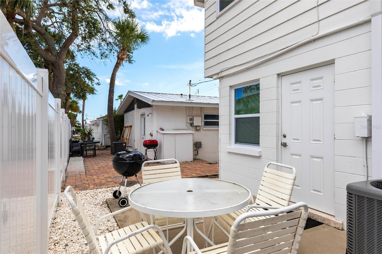 ALOHA KAI APTS - Residential