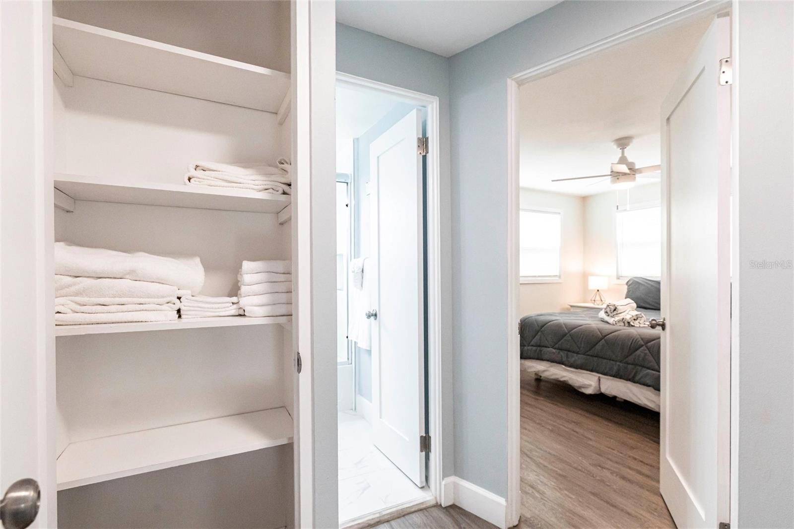 ALOHA KAI APTS - Residential