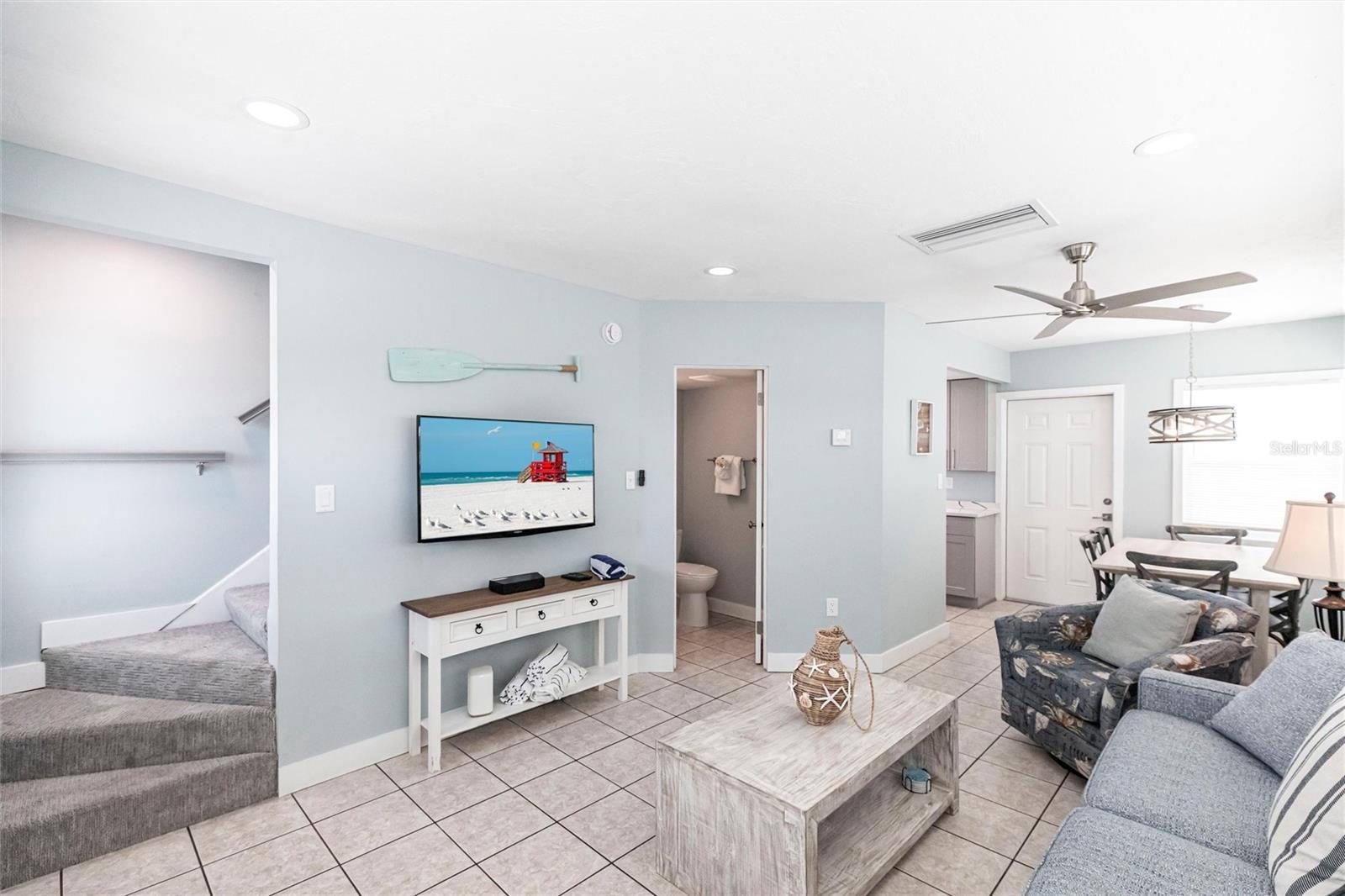 ALOHA KAI APTS - Residential