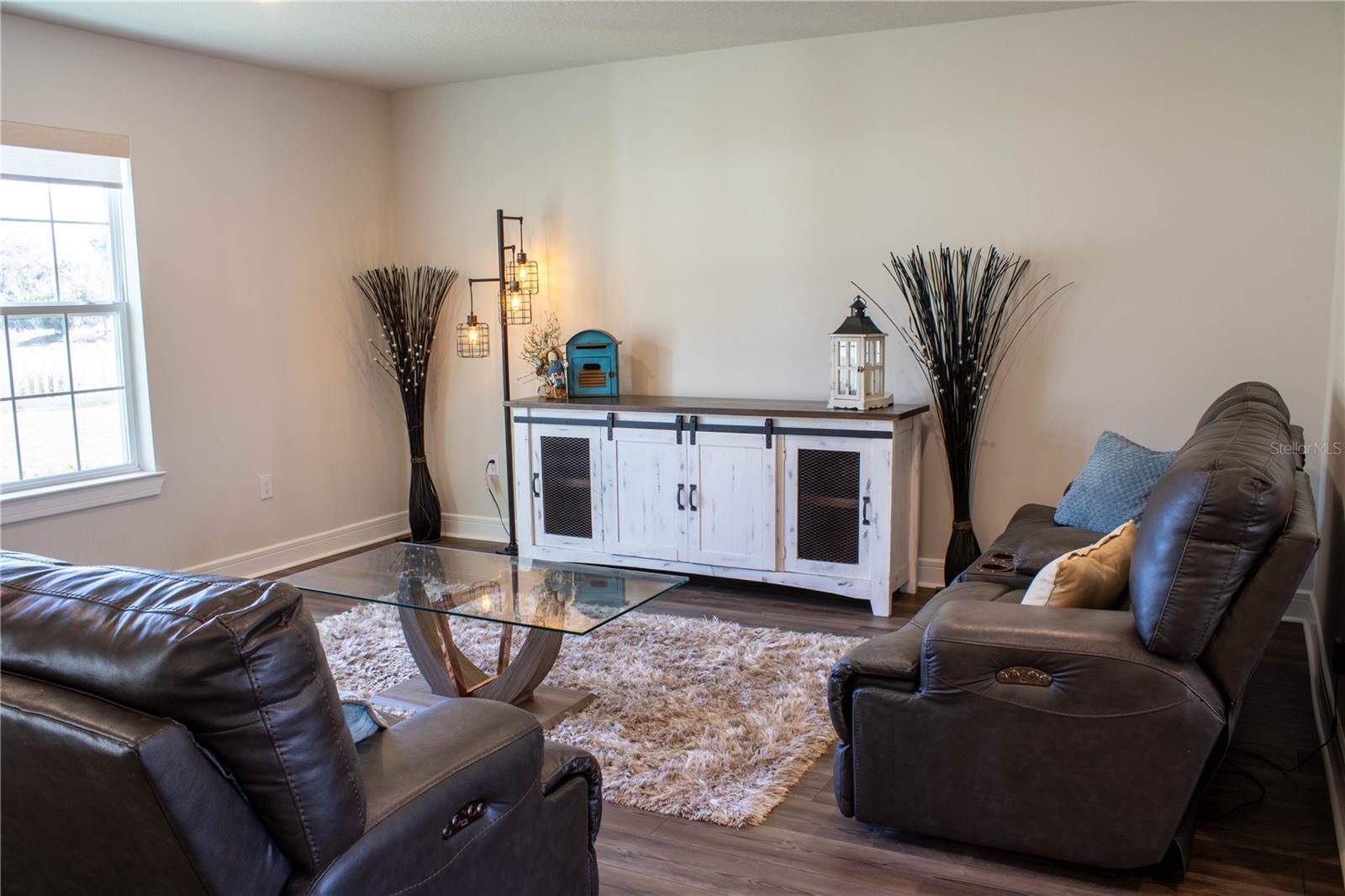 RIVERSTONE PH 1 - Residential