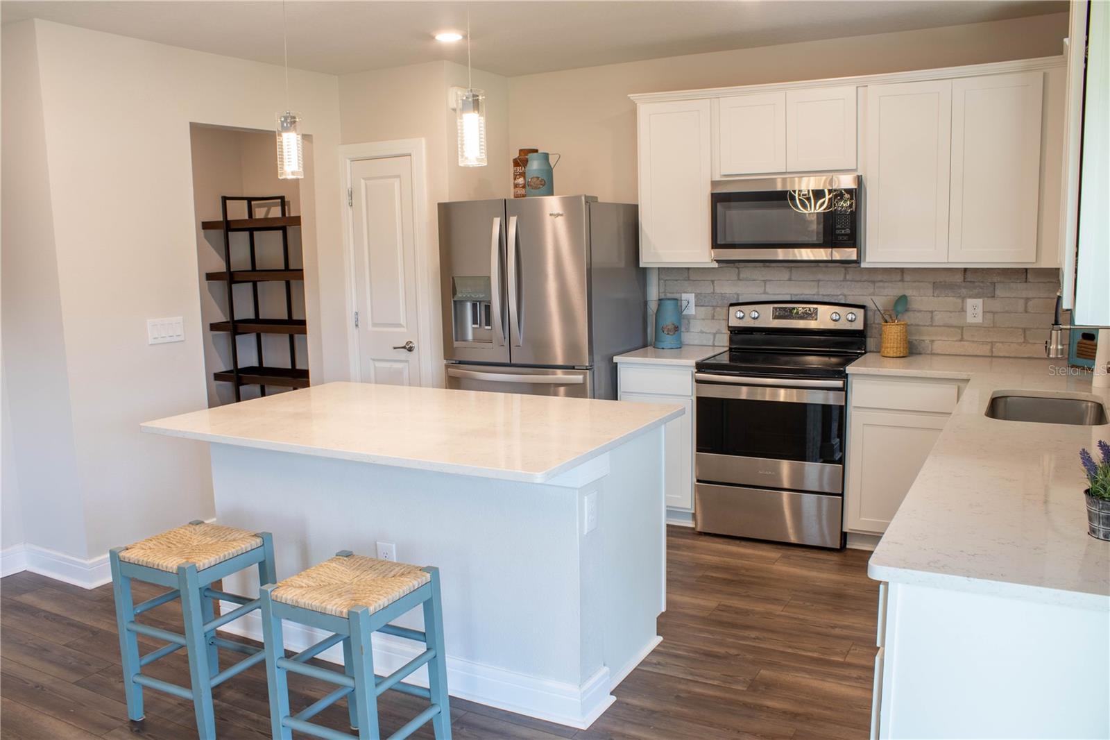 RIVERSTONE PH 1 - Residential