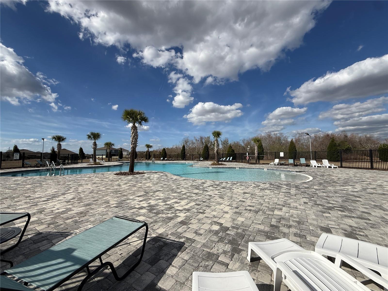 RIVERSTONE PH 1 - Residential