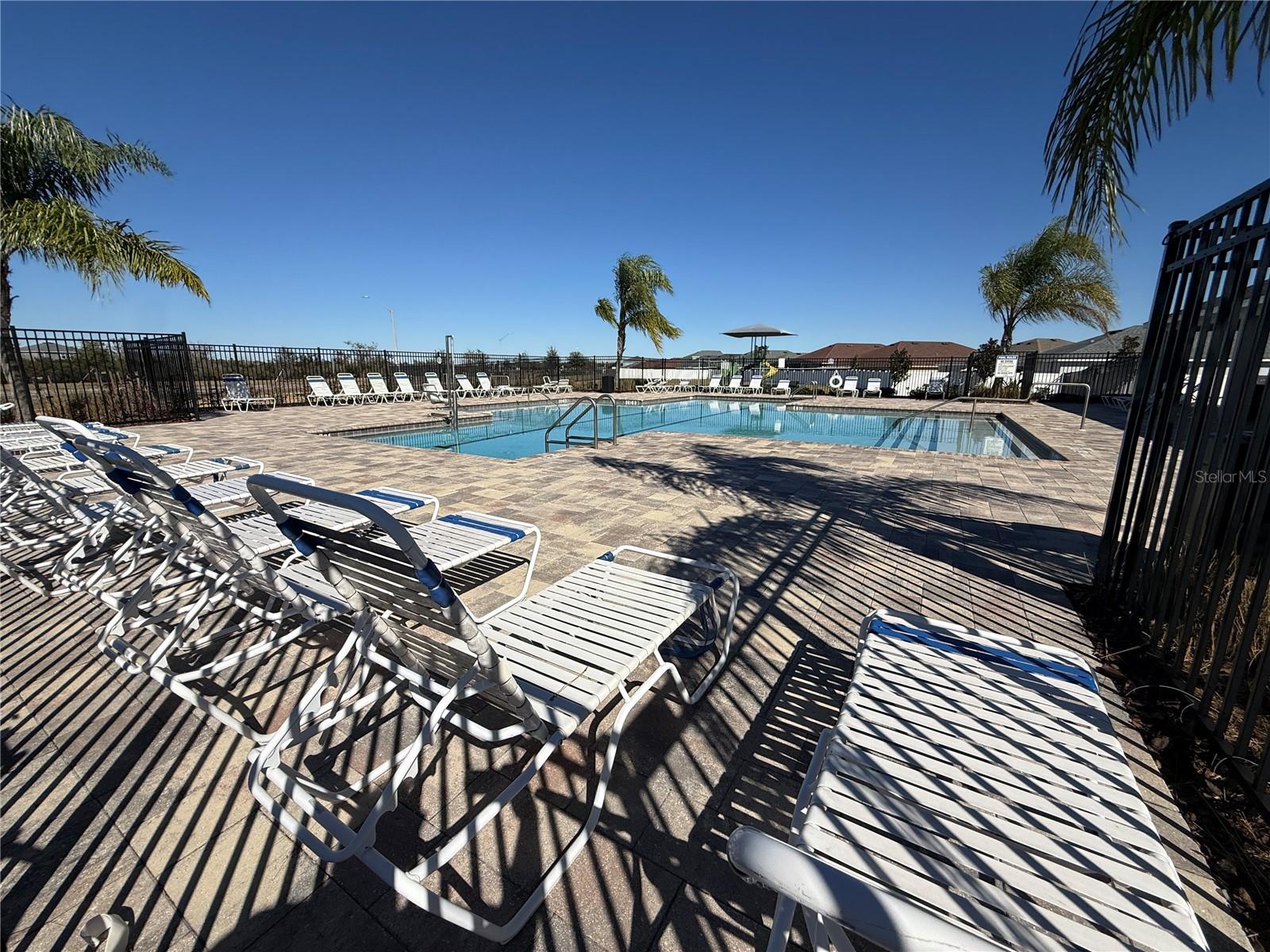 RIVERSTONE PH 1 - Residential