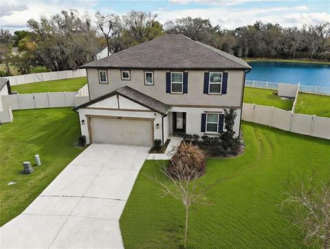 Photo of 3887 Spruce Creek Drive, Lakeland, FL 33811 (MLS # L4959557)