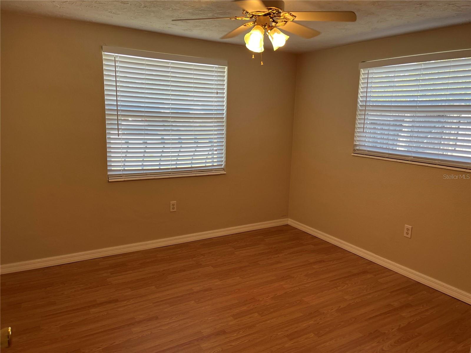 HOLIDAY GARDENS ESTATES - Residential