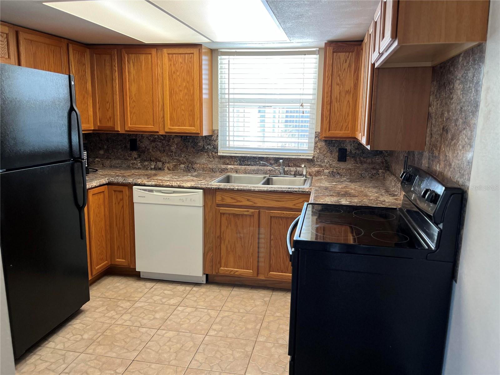 HOLIDAY GARDENS ESTATES - Residential