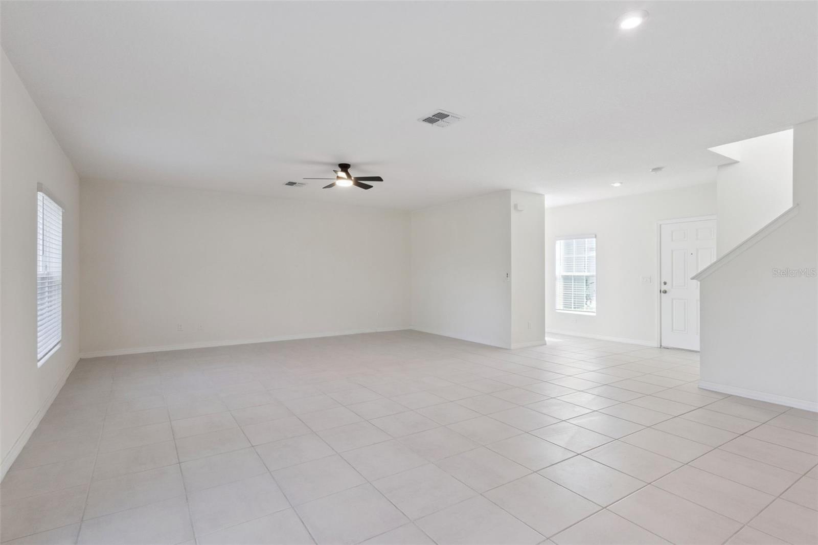 SAWGRASS BAY PH 3 - Residential