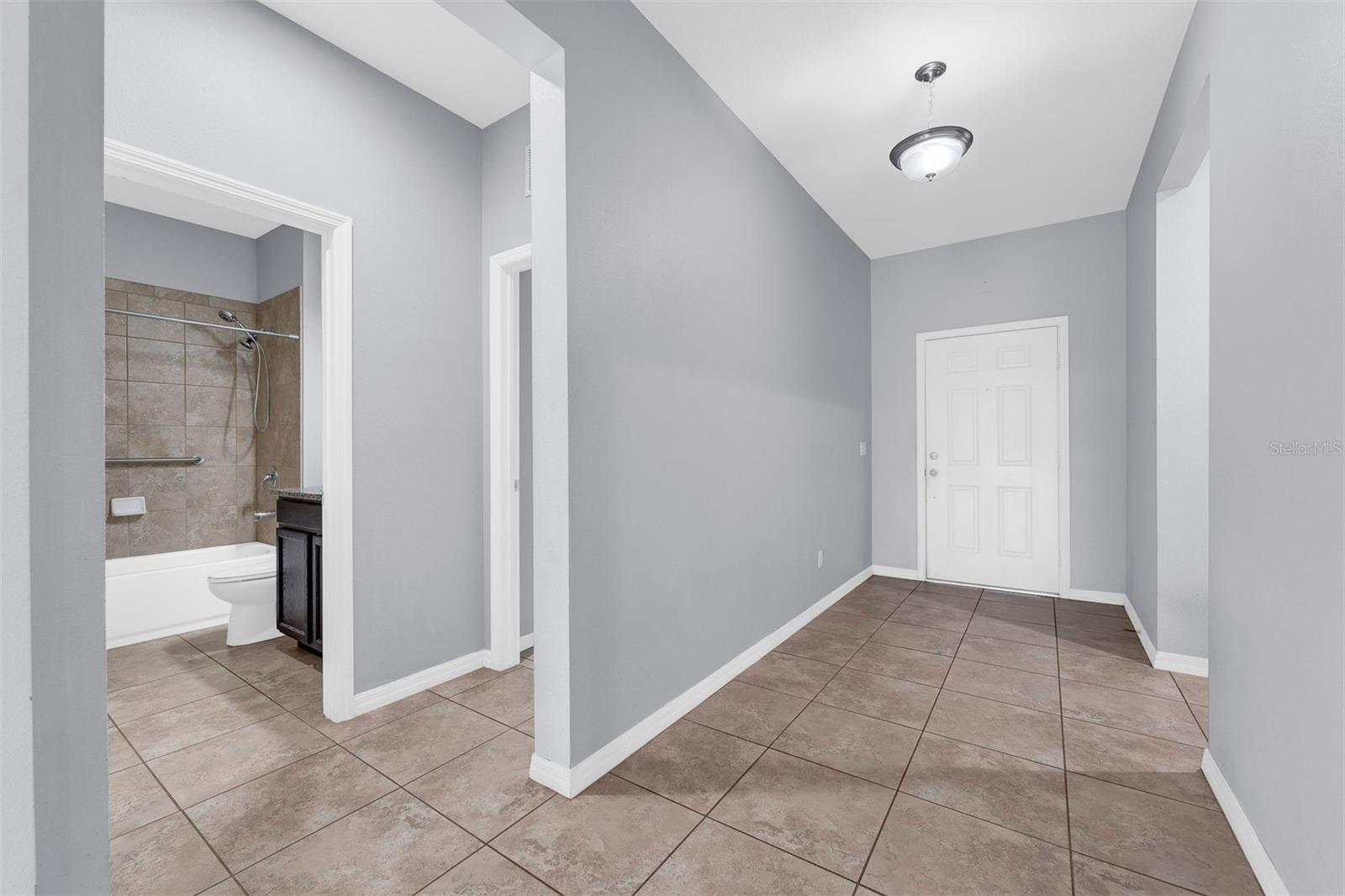 NOVA POINTE PH 2 - Residential