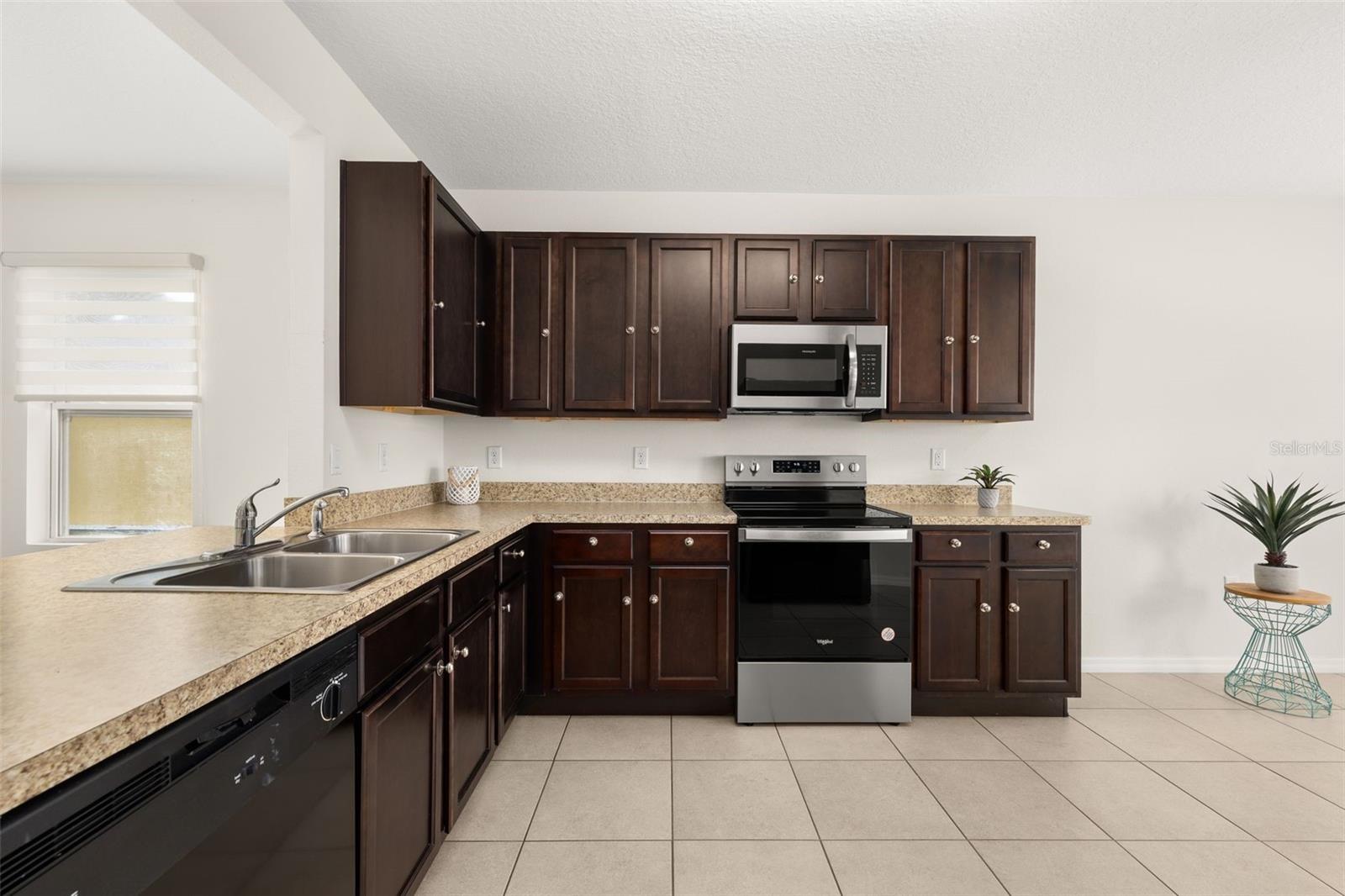 MAGNOLIA RDG - Residential