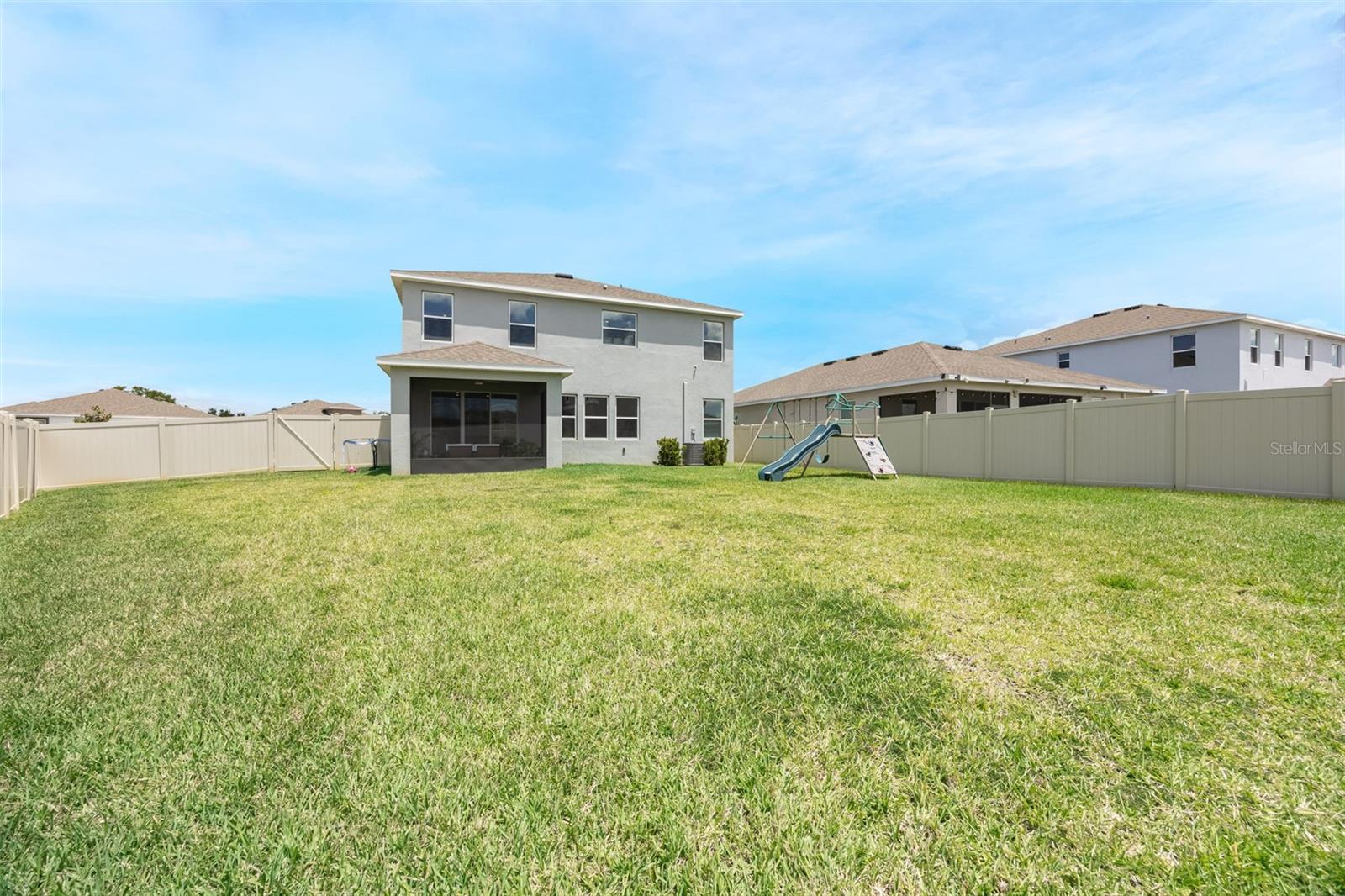 MANGROVE MANOR PH 1 - Residential