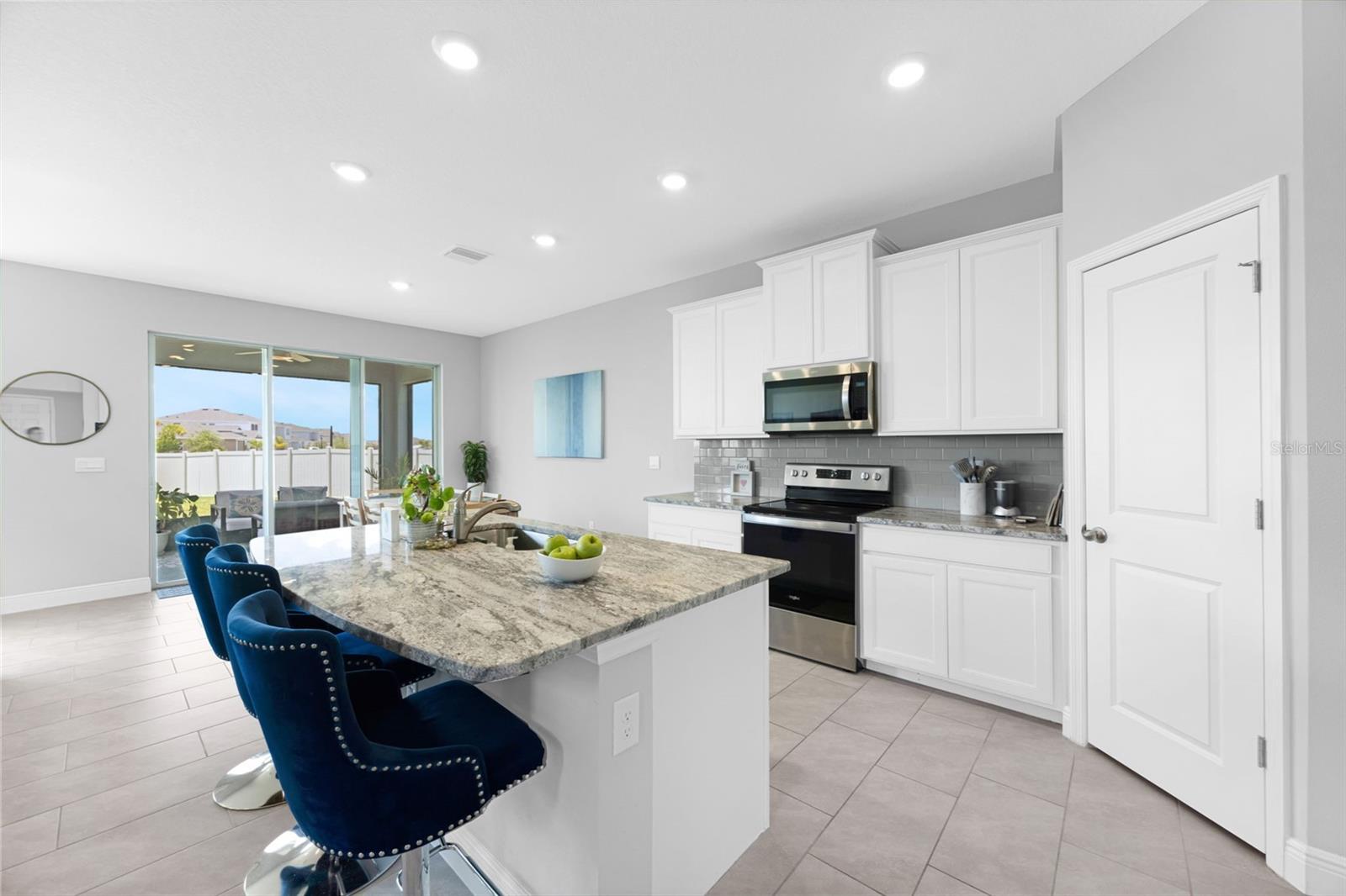 MANGROVE MANOR PH 1 - Residential