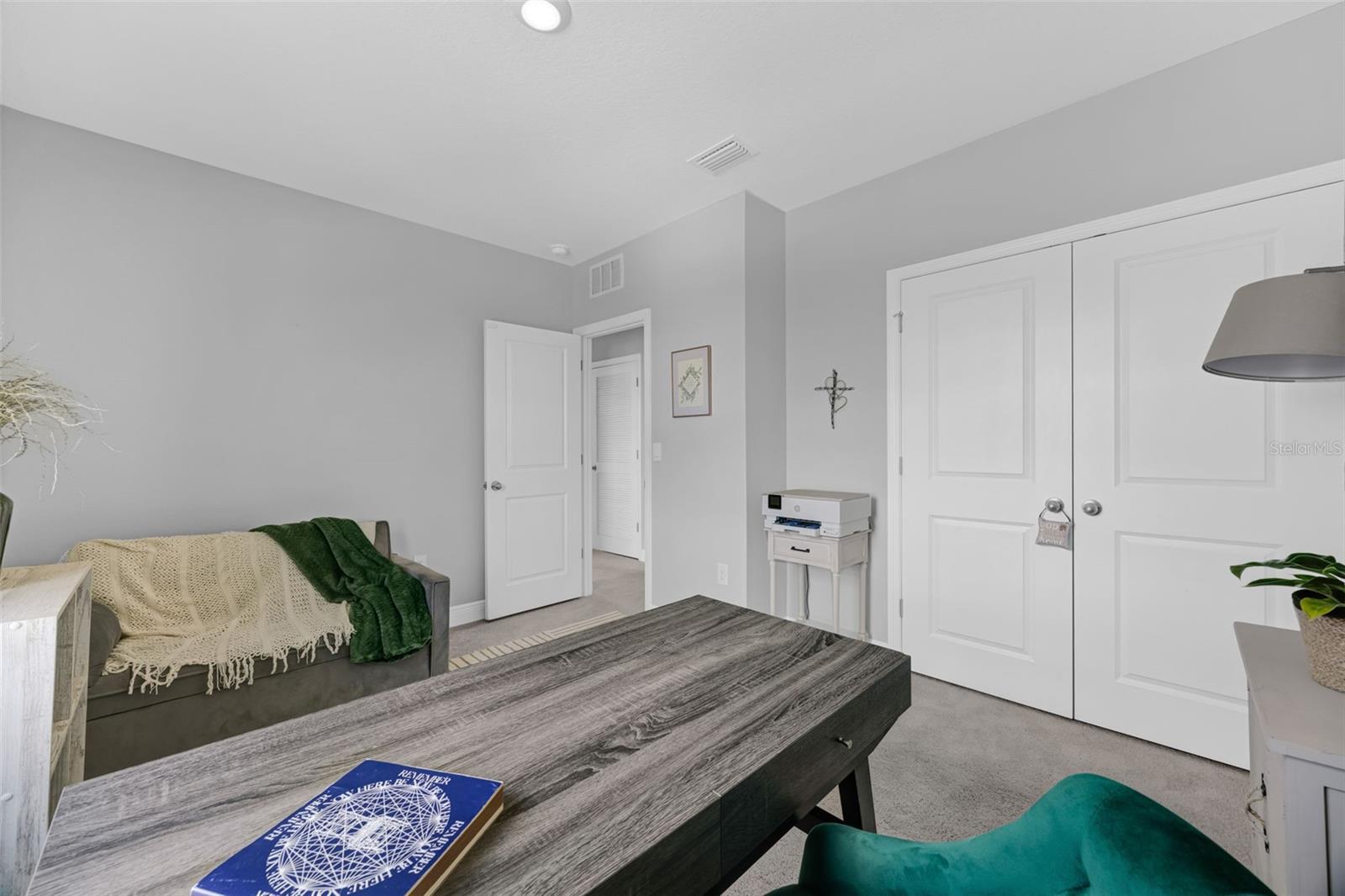 MANGROVE MANOR PH 1 - Residential