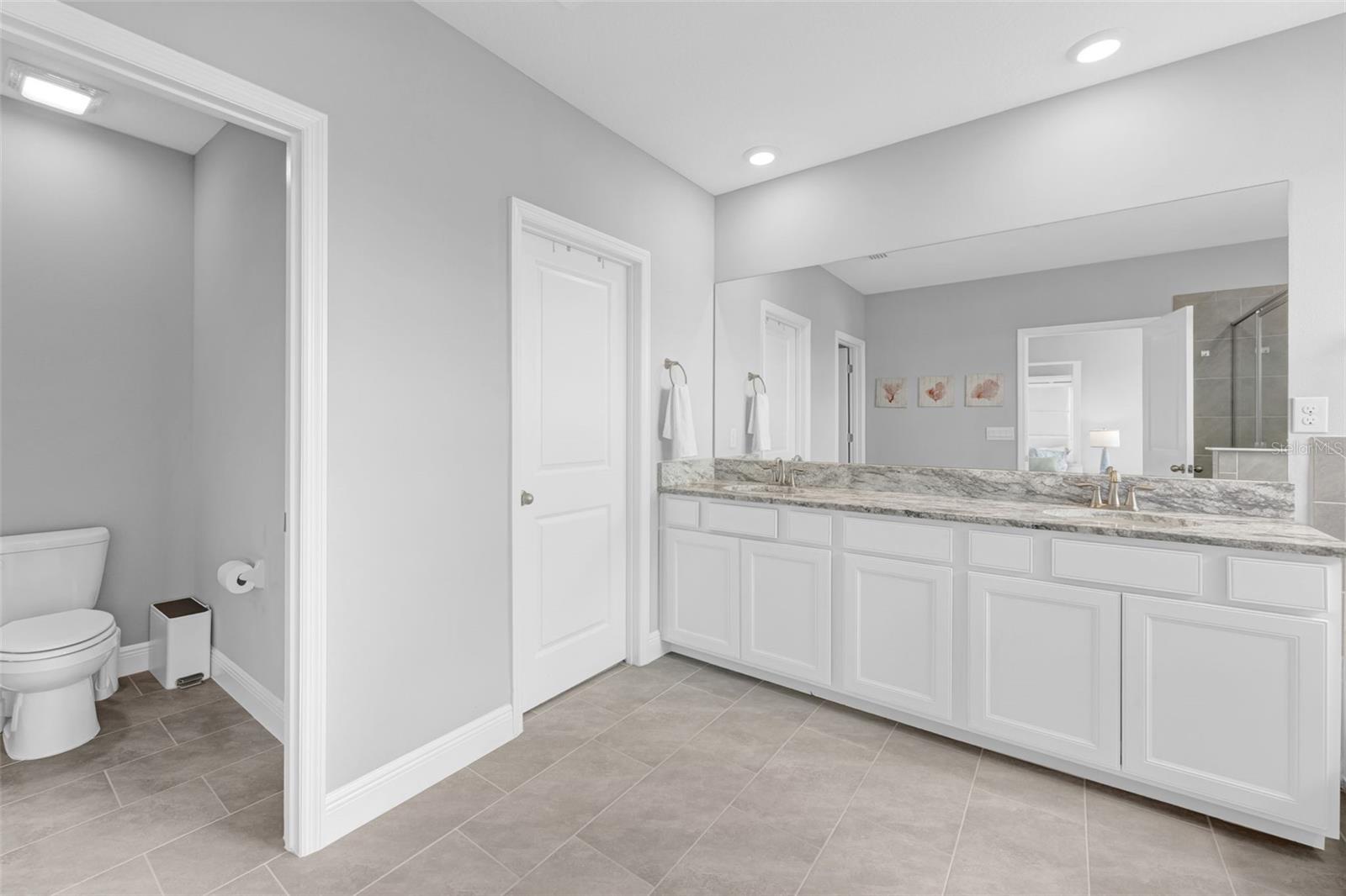 MANGROVE MANOR PH 1 - Residential