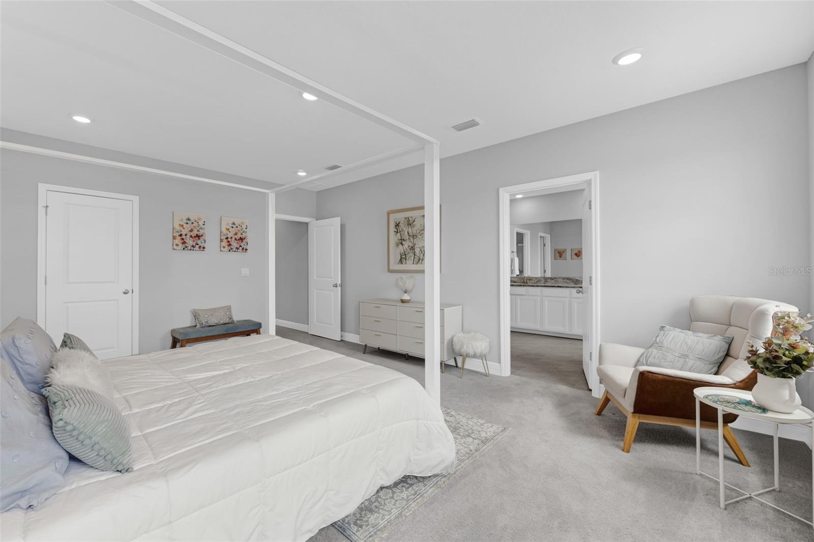 MANGROVE MANOR PH 1 - Residential