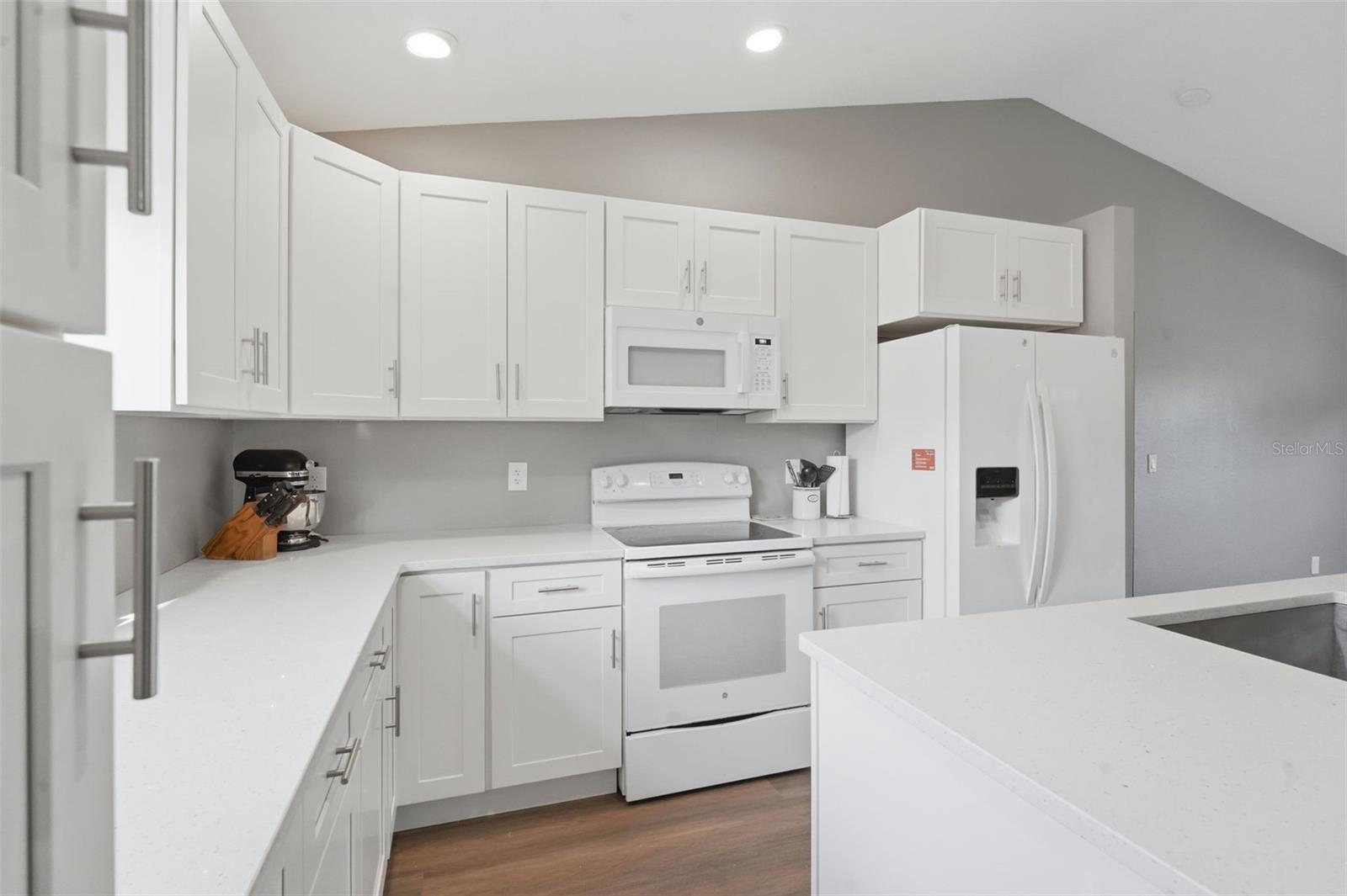 MINAKI HEIGHTS - Residential