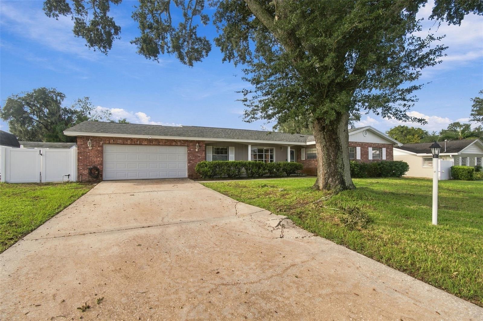 105 ASHBROOK DRIVE