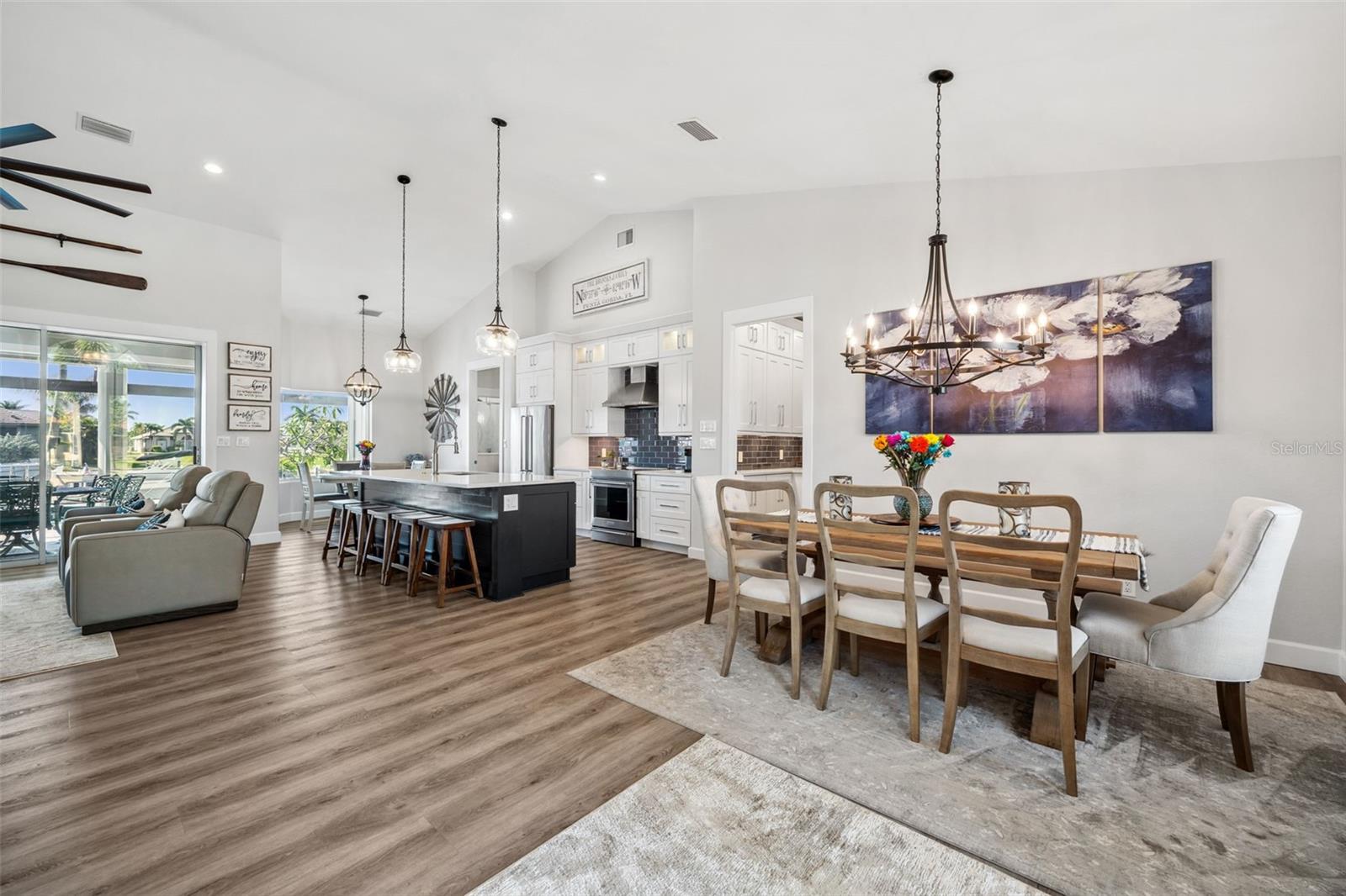 PUNTA GORDA ISLES SEC 15 - Residential
