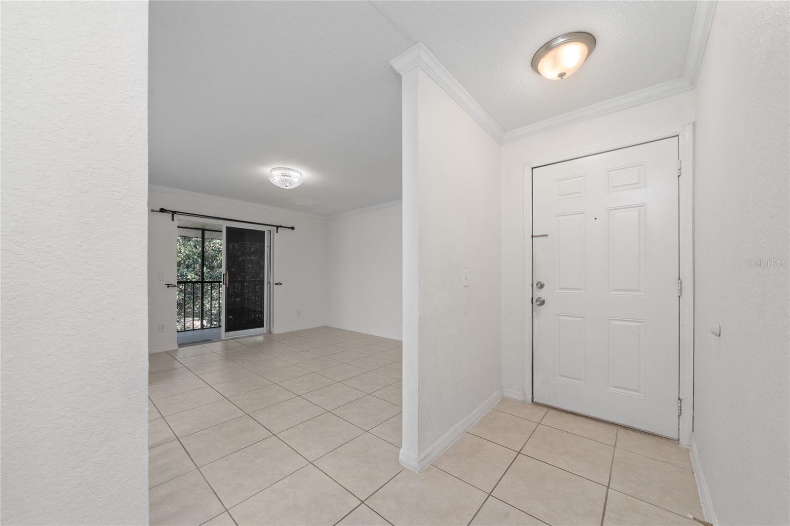 PERHING OAKS - Residential