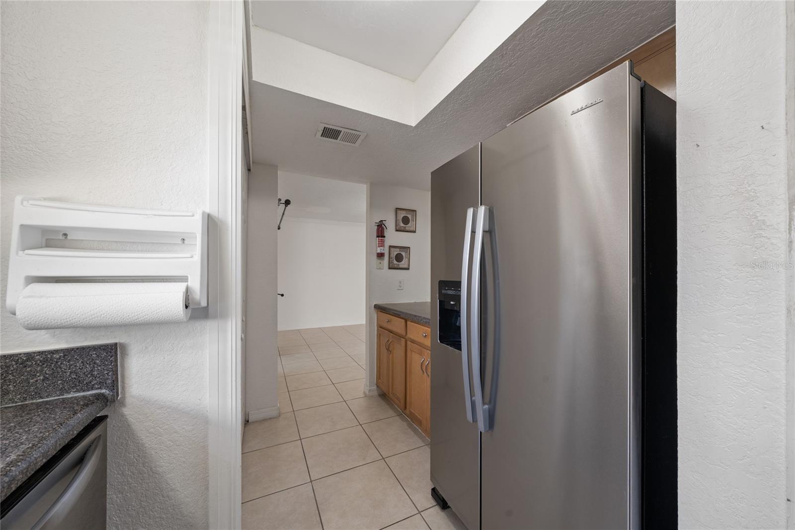 PERHING OAKS - Residential