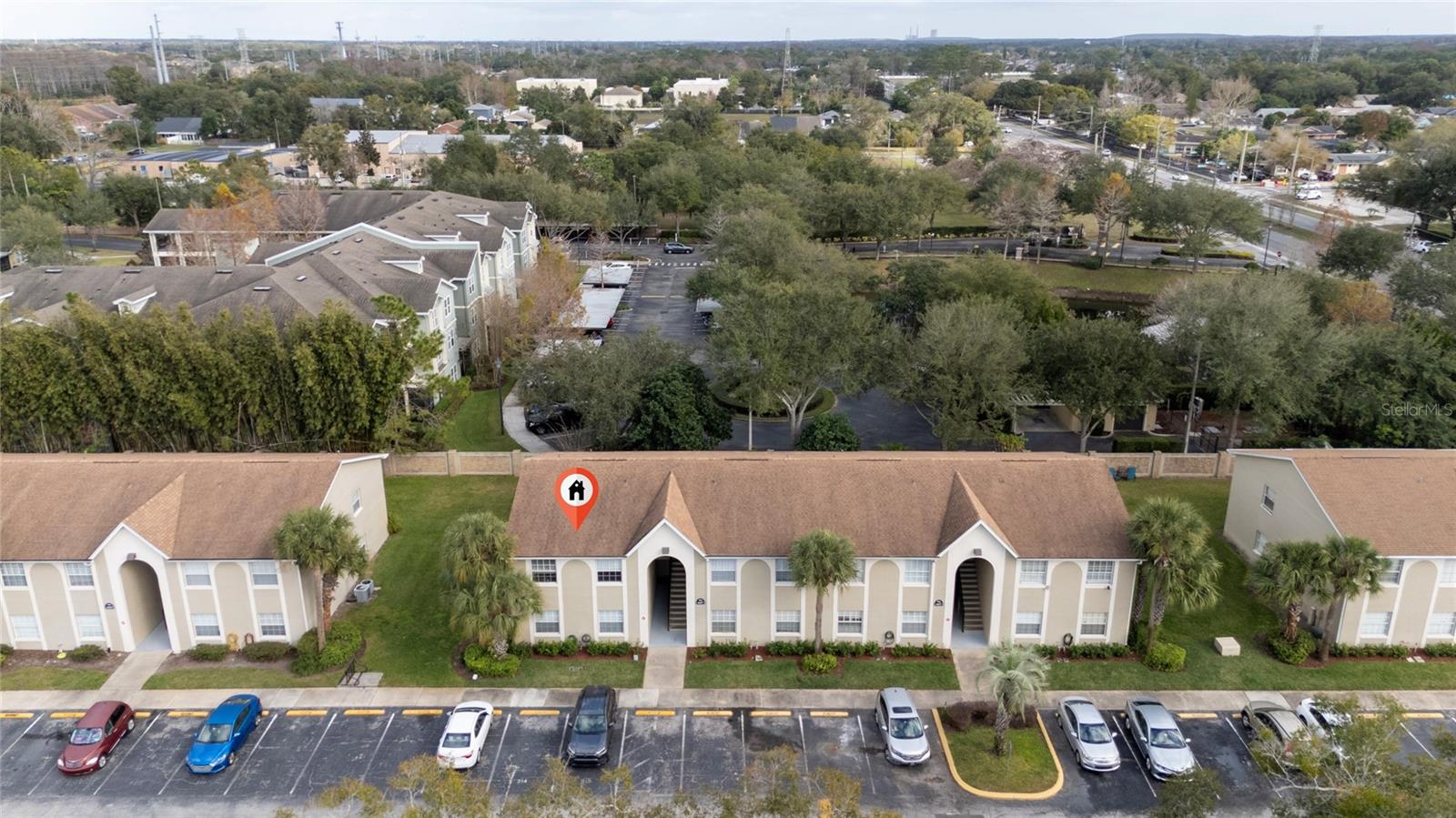 PERHING OAKS - Residential