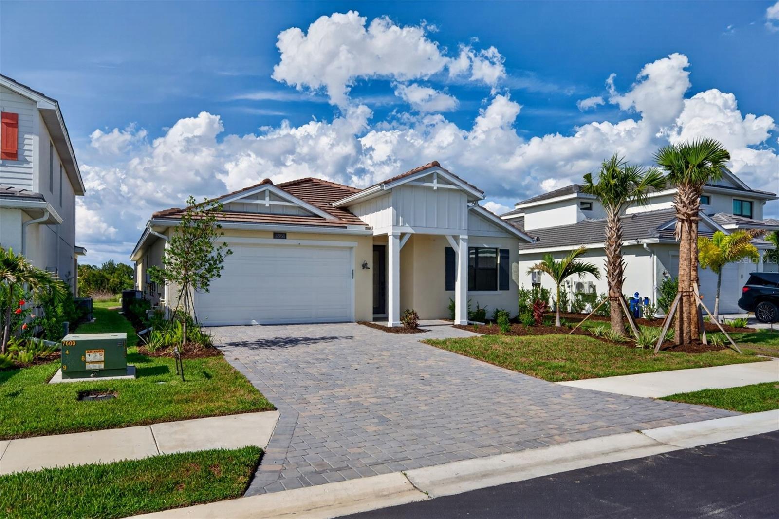 12938 PINNACLE LANE