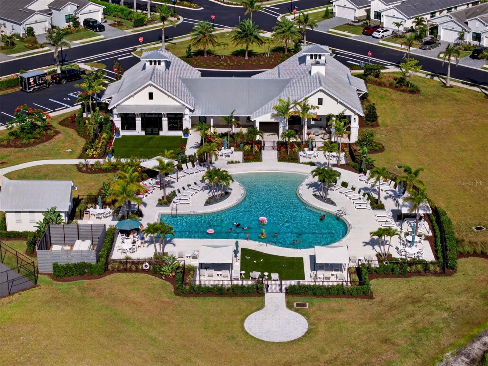 SOLSTICE PHASE ONE - Residential