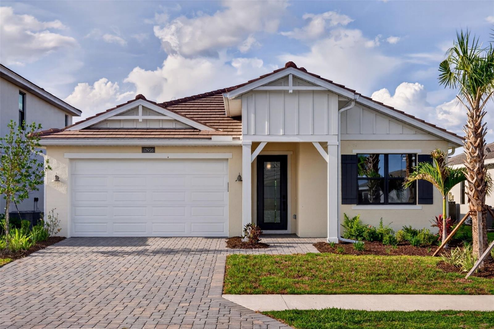 12938 PINNACLE LANE