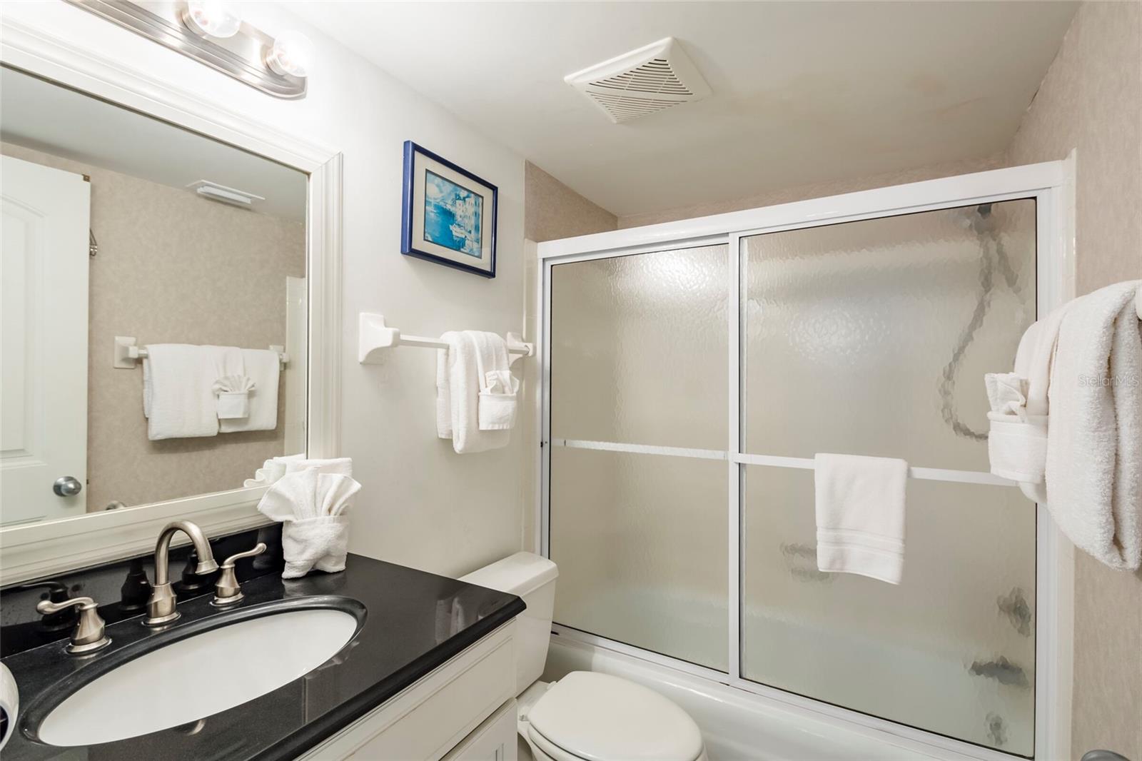 PALM BAY CLUB III - Residential