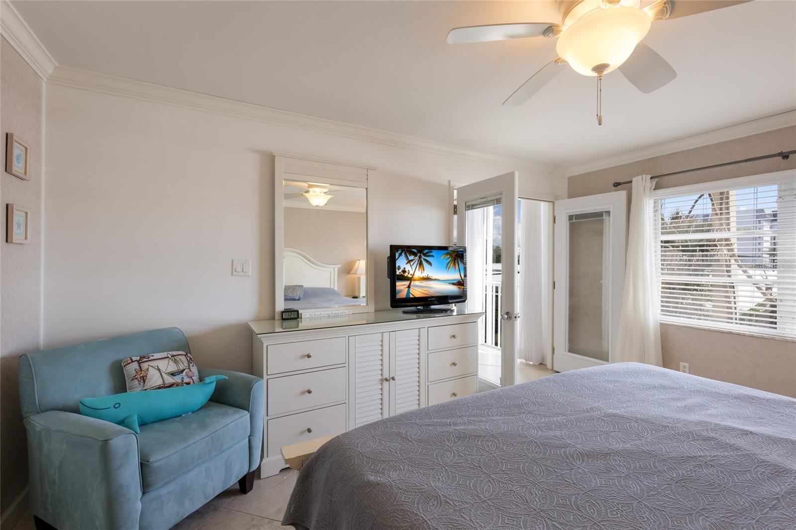 PALM BAY CLUB III - Residential