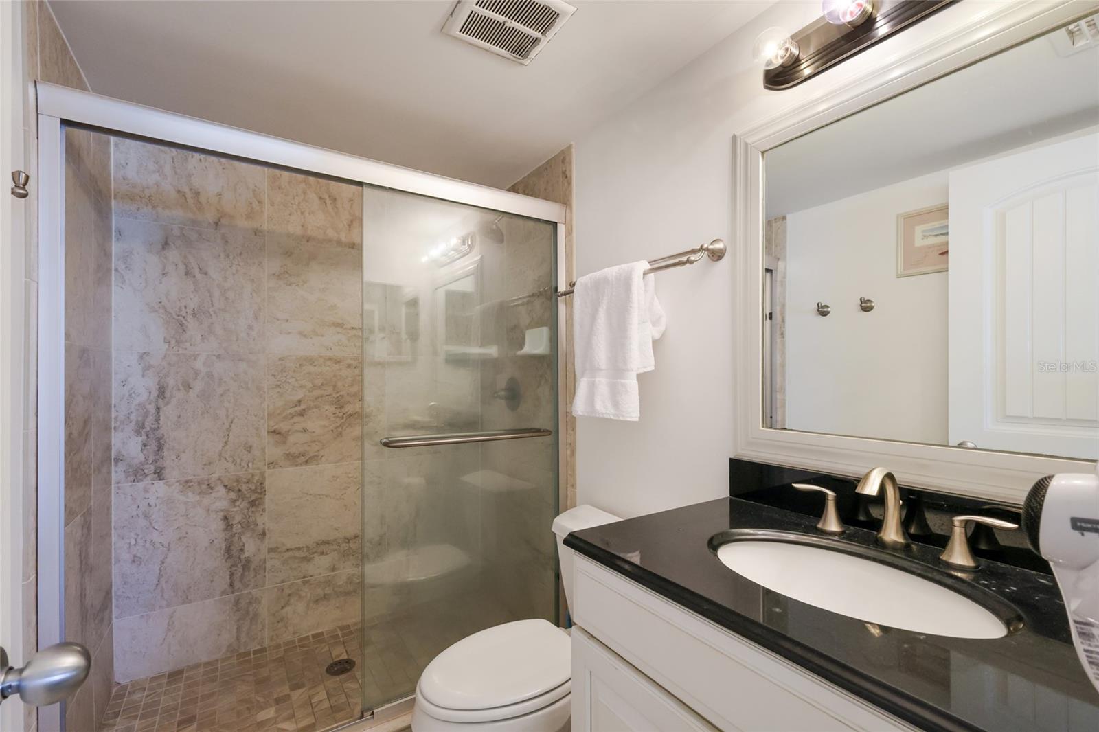 PALM BAY CLUB III - Residential