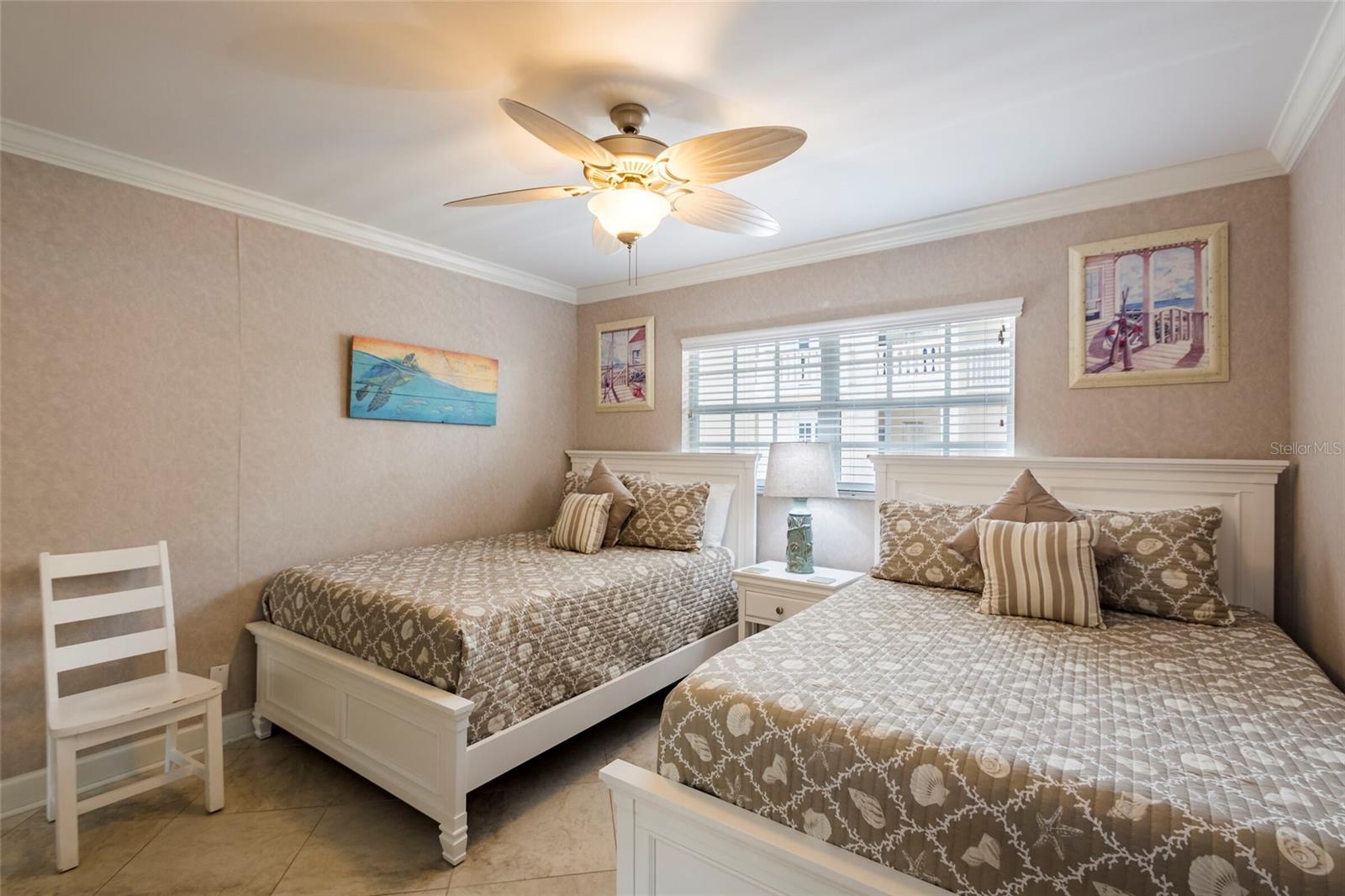 PALM BAY CLUB III - Residential