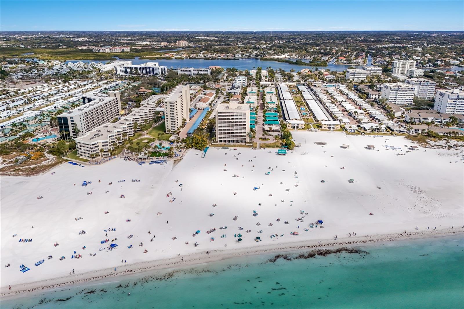 PALM BAY CLUB III - Residential