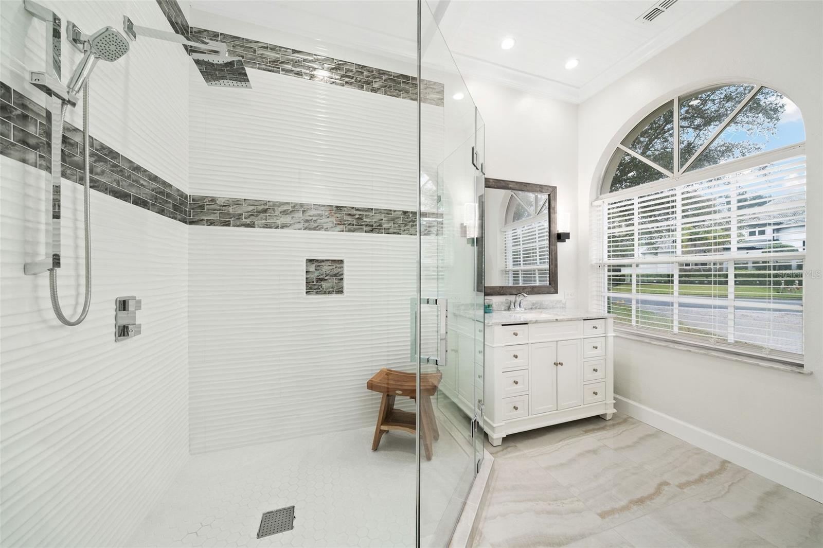 ISLEWORTH - Residential