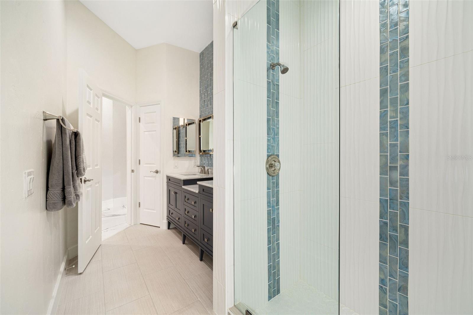 ISLEWORTH - Residential