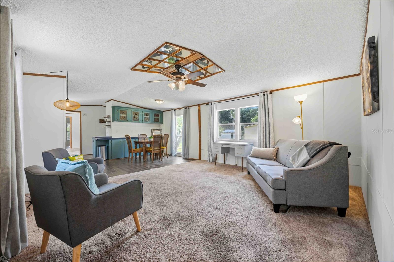 KATHLEEN HEIGHTS - Residential