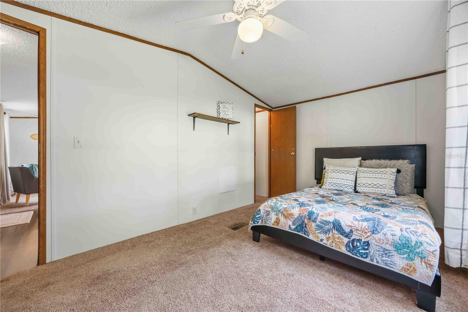 KATHLEEN HEIGHTS - Residential