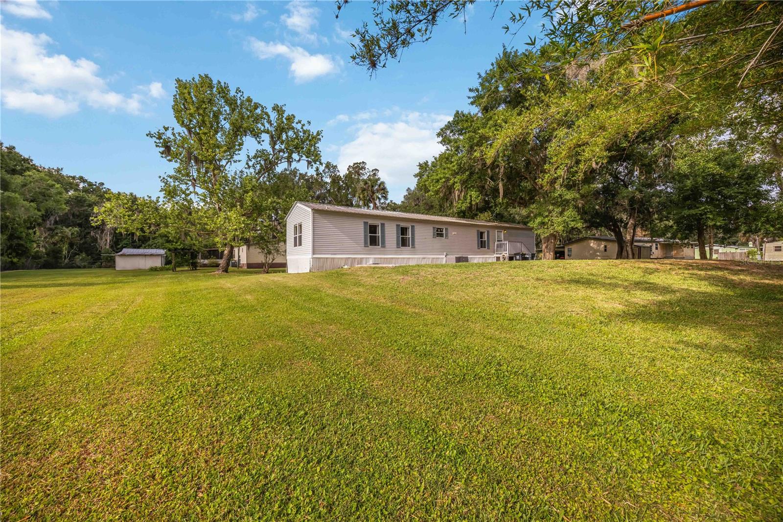 KATHLEEN HEIGHTS - Residential