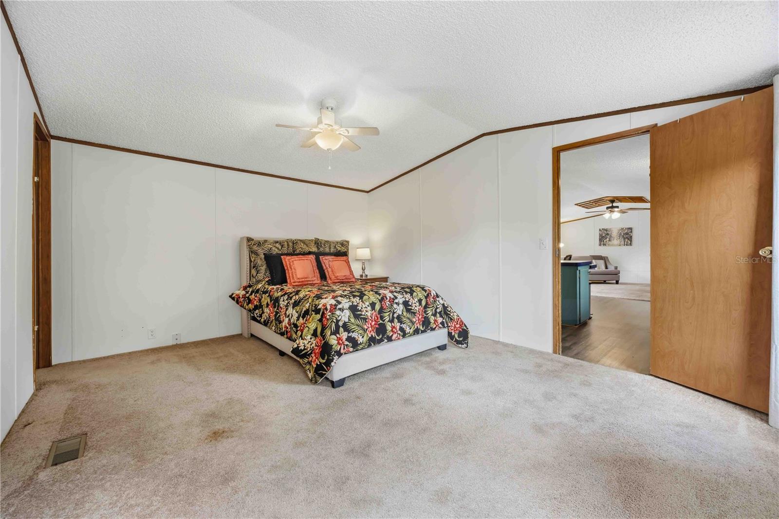 KATHLEEN HEIGHTS - Residential