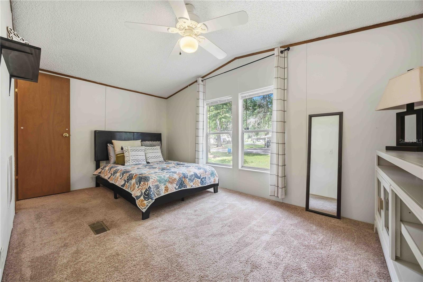 KATHLEEN HEIGHTS - Residential