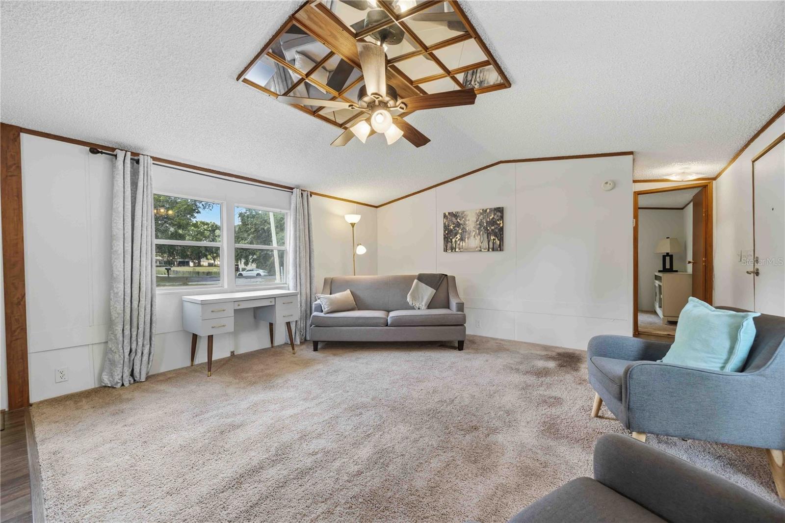 KATHLEEN HEIGHTS - Residential