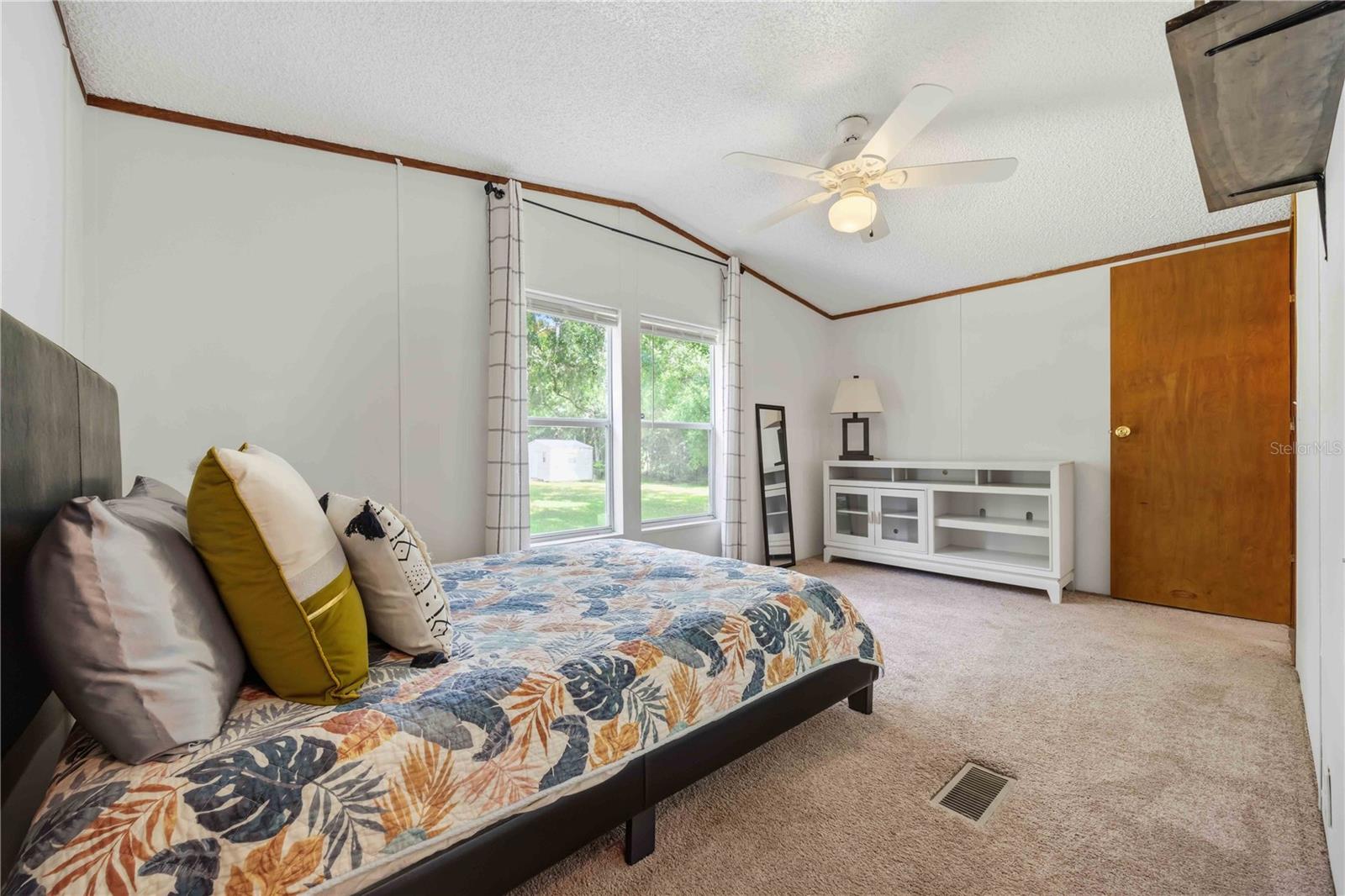 KATHLEEN HEIGHTS - Residential