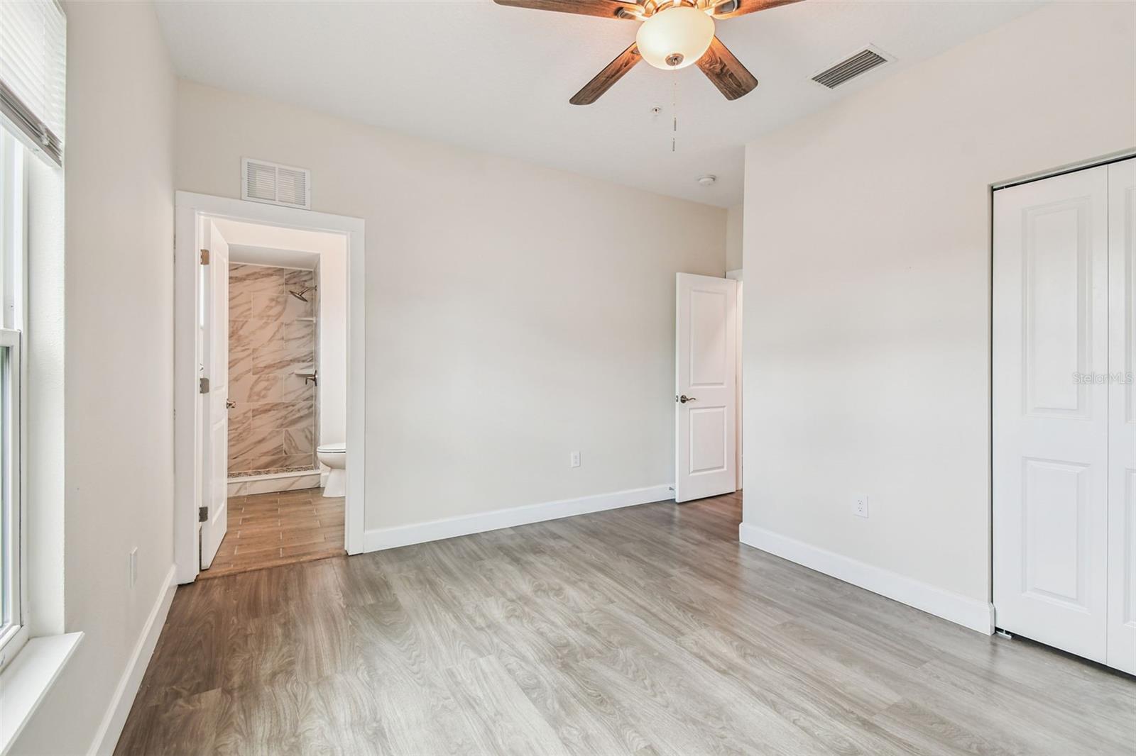 GRAY GABLES - Residential Lease