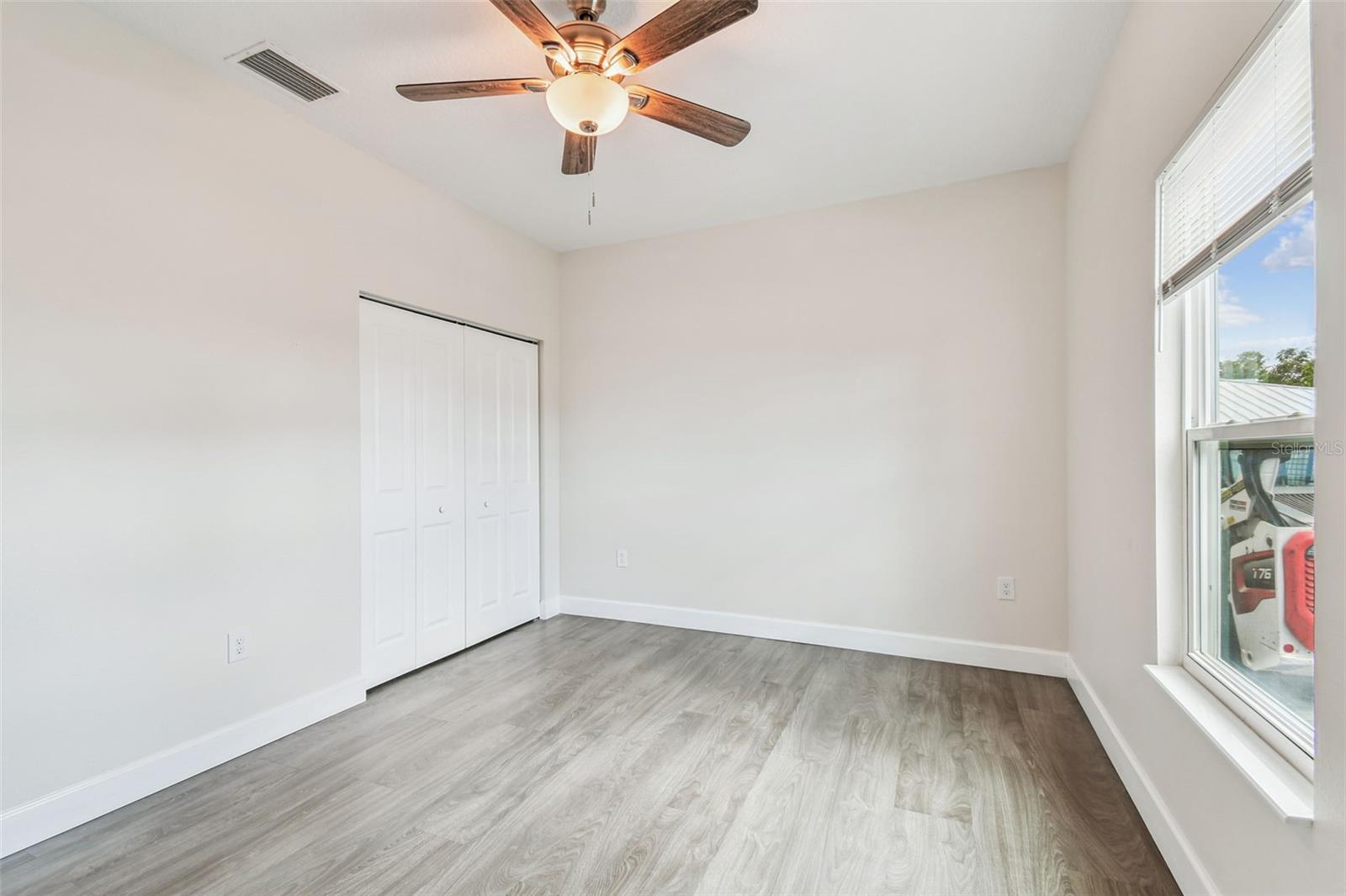 GRAY GABLES - Residential Lease