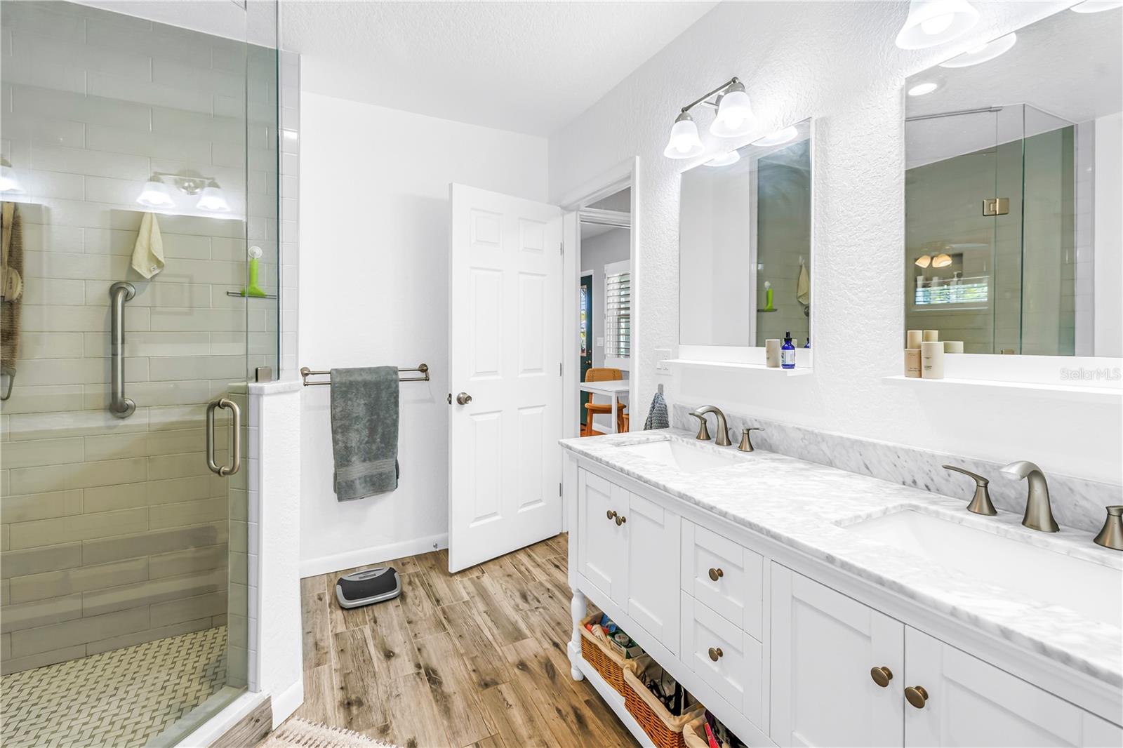 COFFEE POT BAYOU ADD REP BLKS 4 5 14 15 23 32 - Residential