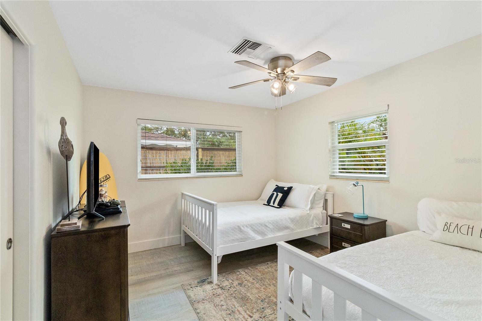 SUNNYSIDE PARK - Residential