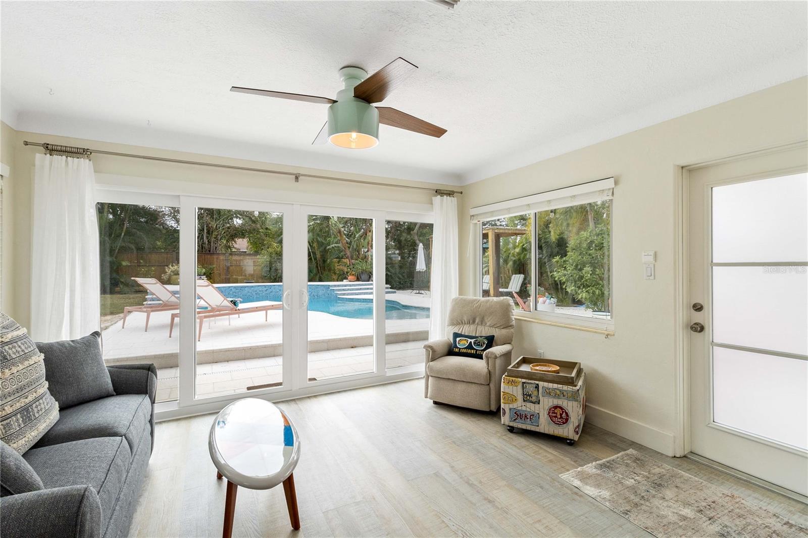 SUNNYSIDE PARK - Residential